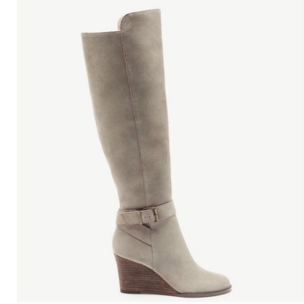 GORGEOUS Sole Society Sexy suede boots!! NEW!!